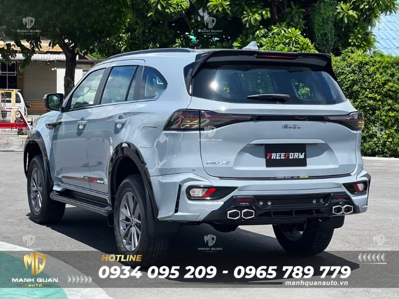 Ốp cản sau, đuôi gió Bodykit Isuzu MU-X 2025 mẫu RS-G