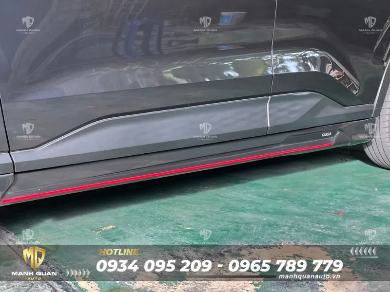 Bodykit Mitsubishi Xforce 2024 mẫu Taiga Ốp hông Bodykit Mitsubishi Xforce 2024 mẫu Taiga