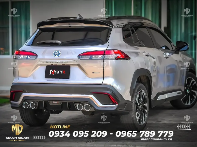 Bodykit Toyota Corolla Cross 2024 mẫu Nexter Ốp cản sau và đuôi gió Bodykit Toyota Corolla Cross 2024 mẫu Nexter