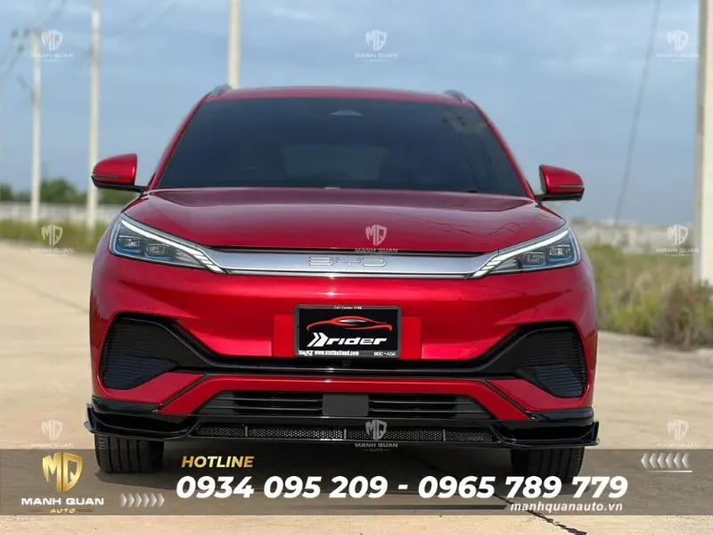 Bodykit BYD Atto 3 2023 mẫu RDM Ốp cản trước được thiết kế dập khối dứt khoát, tạo hiệu ứng thị giác giúp xe nhìn đầm chắc và bám đường hơn