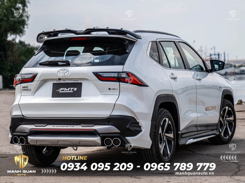 Bodykit Toyota Yaris Cross 2024 mẫu Foresta Đuôi gió Bodykit Toyota Yaris Cross 2024 mẫu Foresta